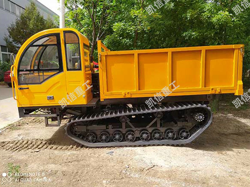 6噸履帶運(yùn)輸車(chē)